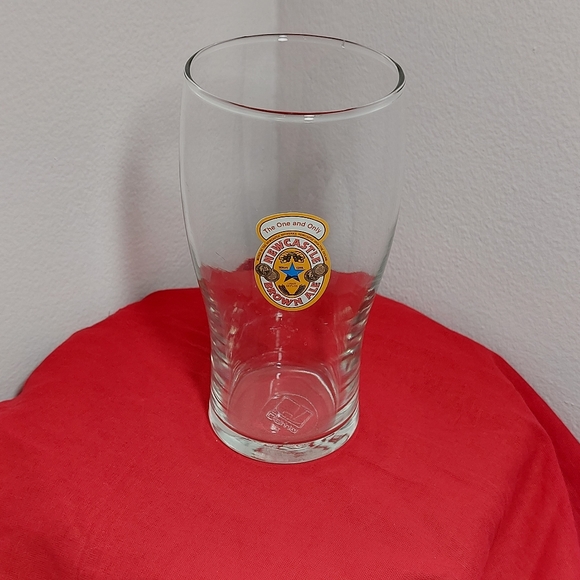 Newcastle Brown Ale Beer Glass - Picture 2 of 9